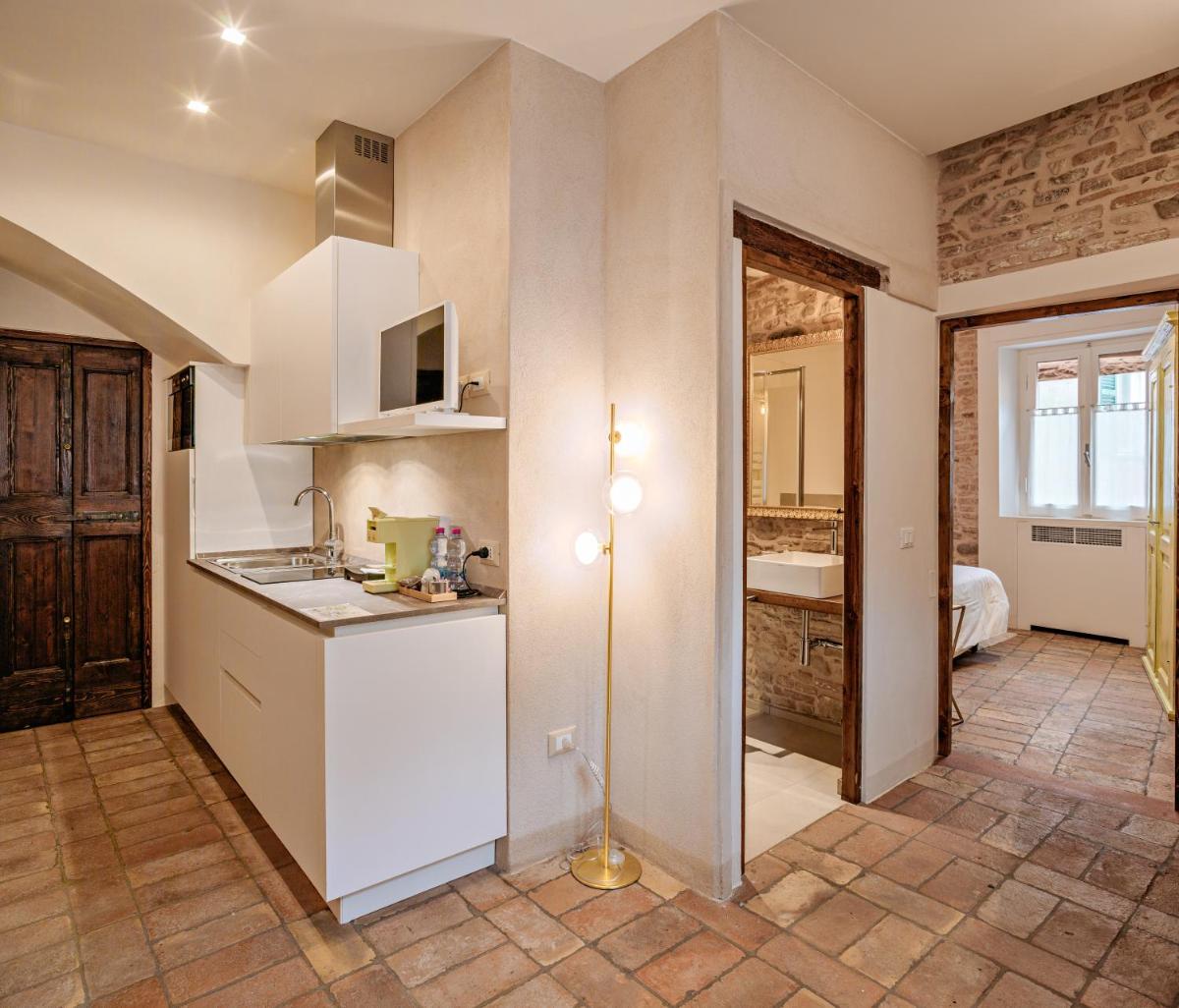 Residenza i Platani - Housity