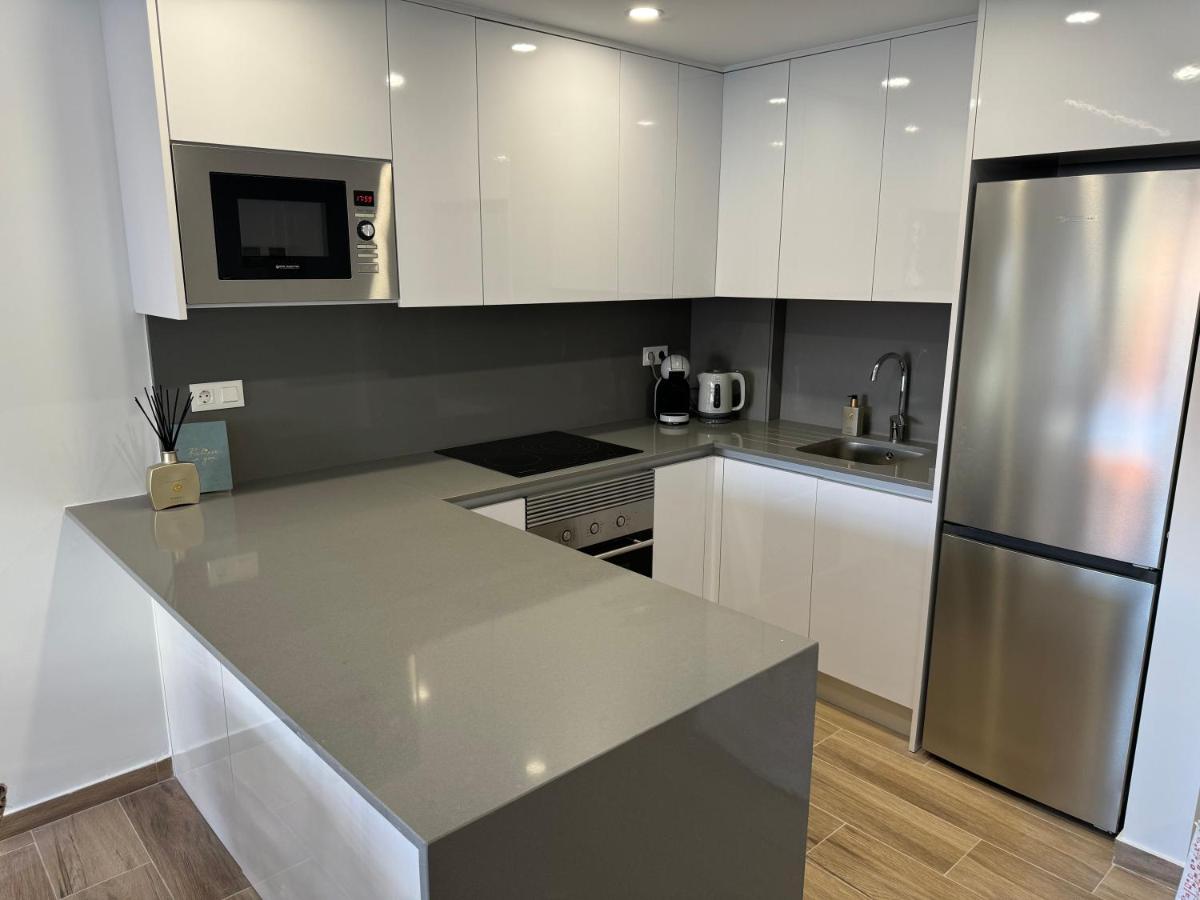 Valentino golf 33 with garden and pool view - Housity