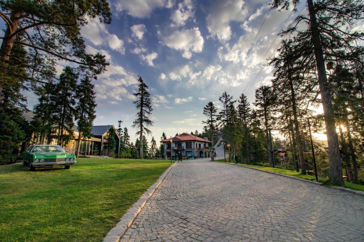 Suitetrails - Foleya Mountain Resort Hotel & Villas