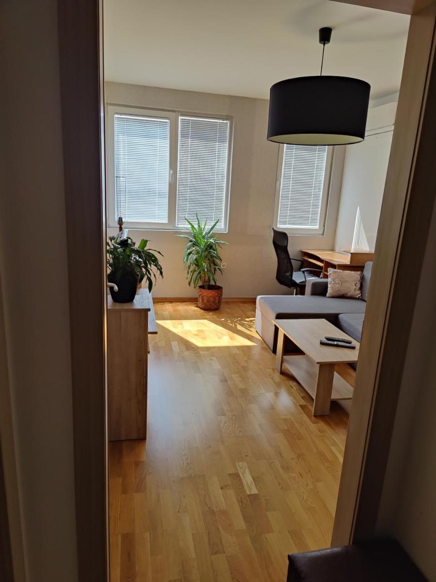 Apartman Aleksic - Housity