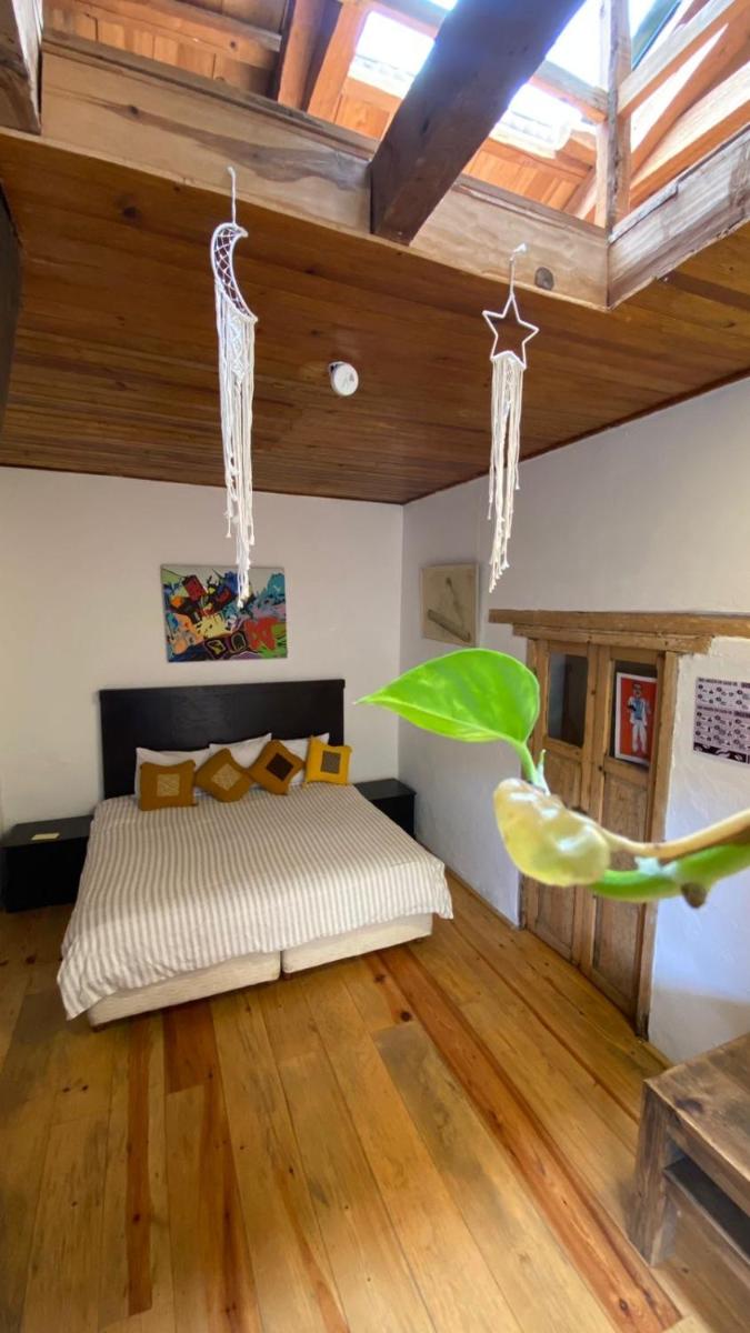 The Coffee Bean Hostel - Housity