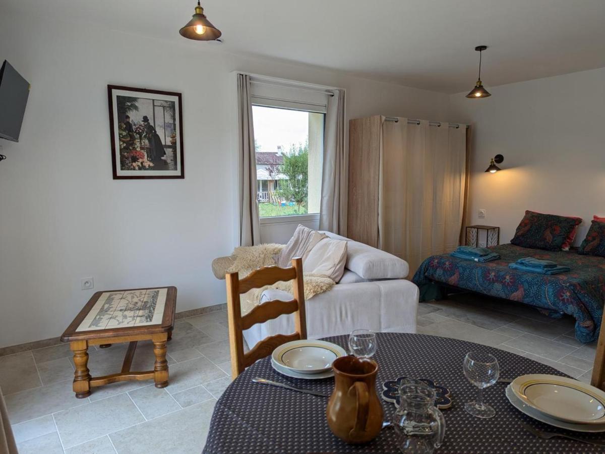 Studio moderne avec terrasse, parking et WIFI - FR-1-653-262 - Housity