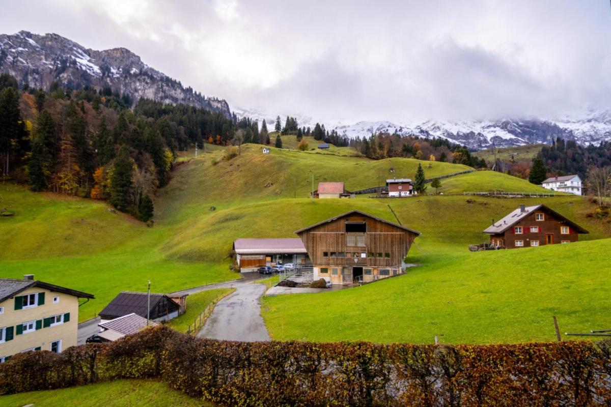 Wunderstay Alpine 303 New Studio with Lake & Mountain View - Housity