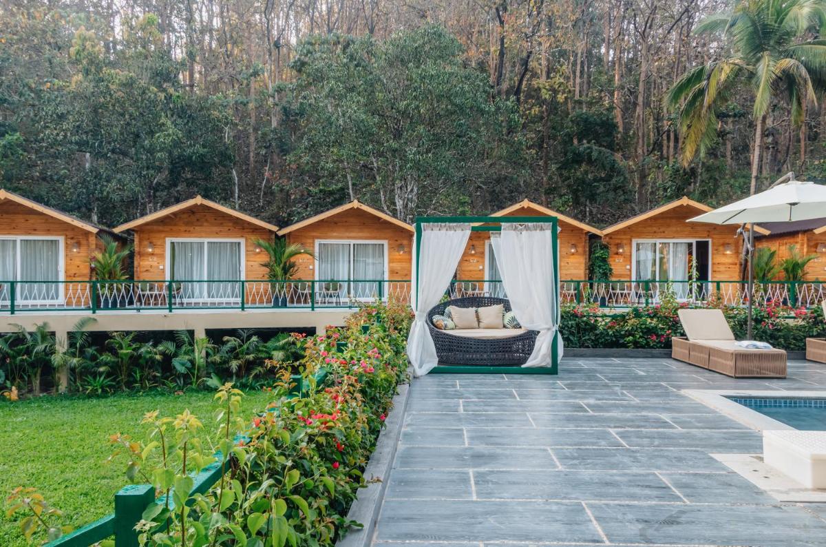 Stone Wood Premier Dandeli - Housity