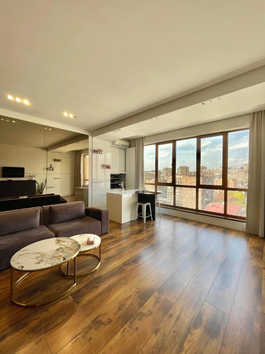 Opera Apartment - Housity