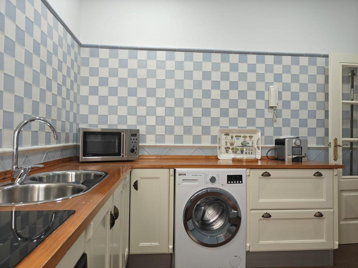 Gran Capitán Luxury Center Apartment- Parking - Housity