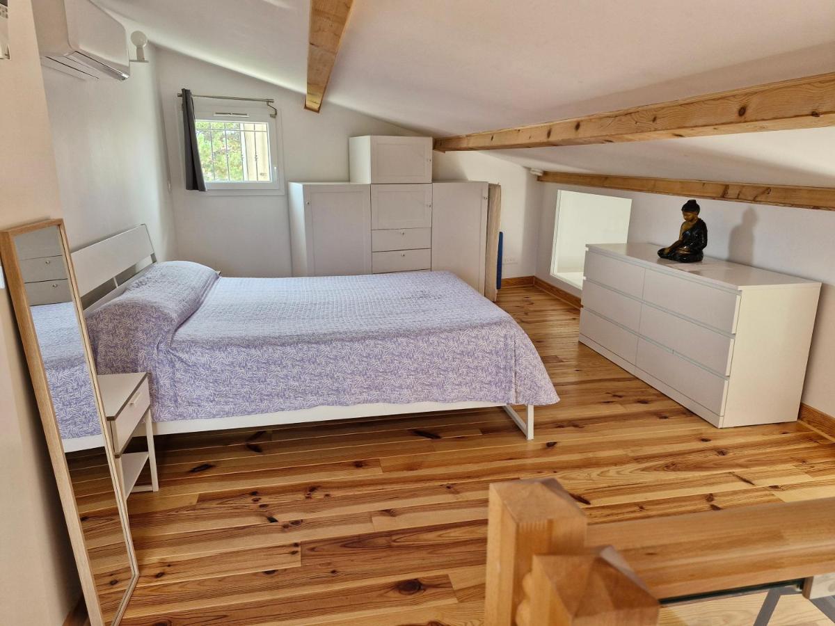 Petite maison meublée entre Avignon et Carpentras - Housity