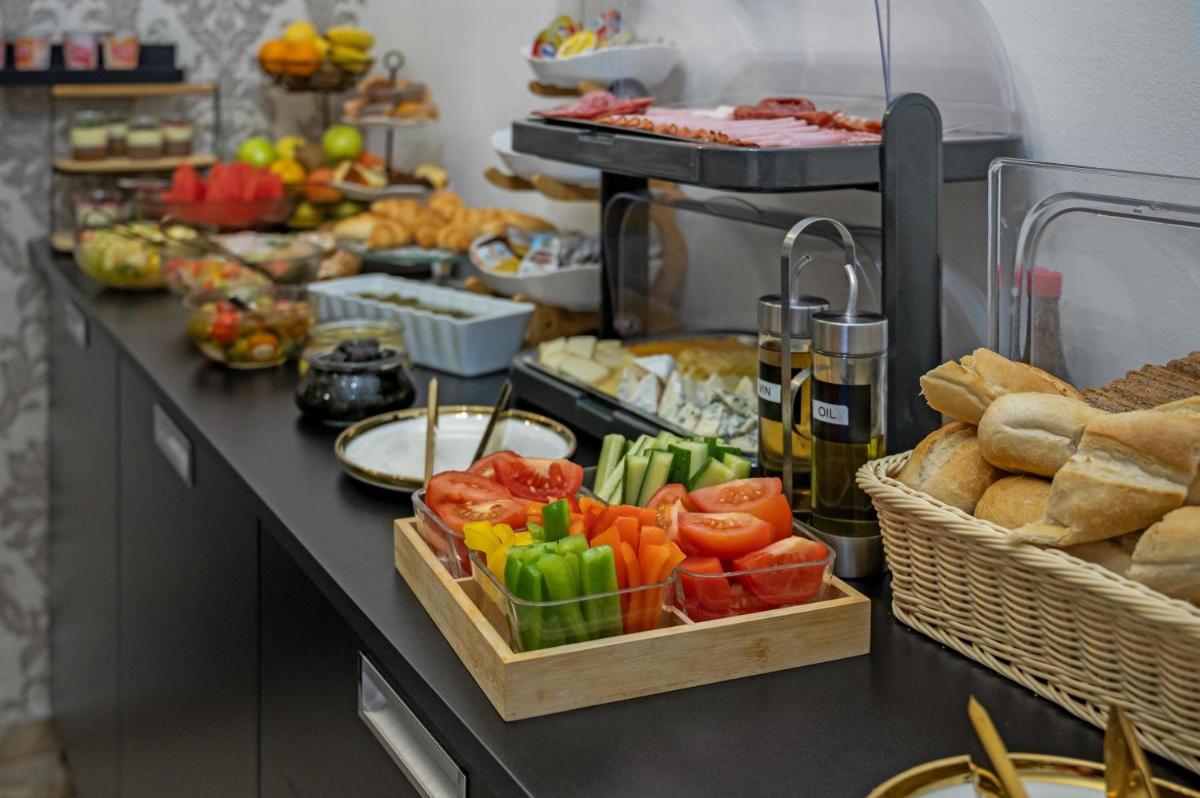 Garni Hotel VIRGO - Housity