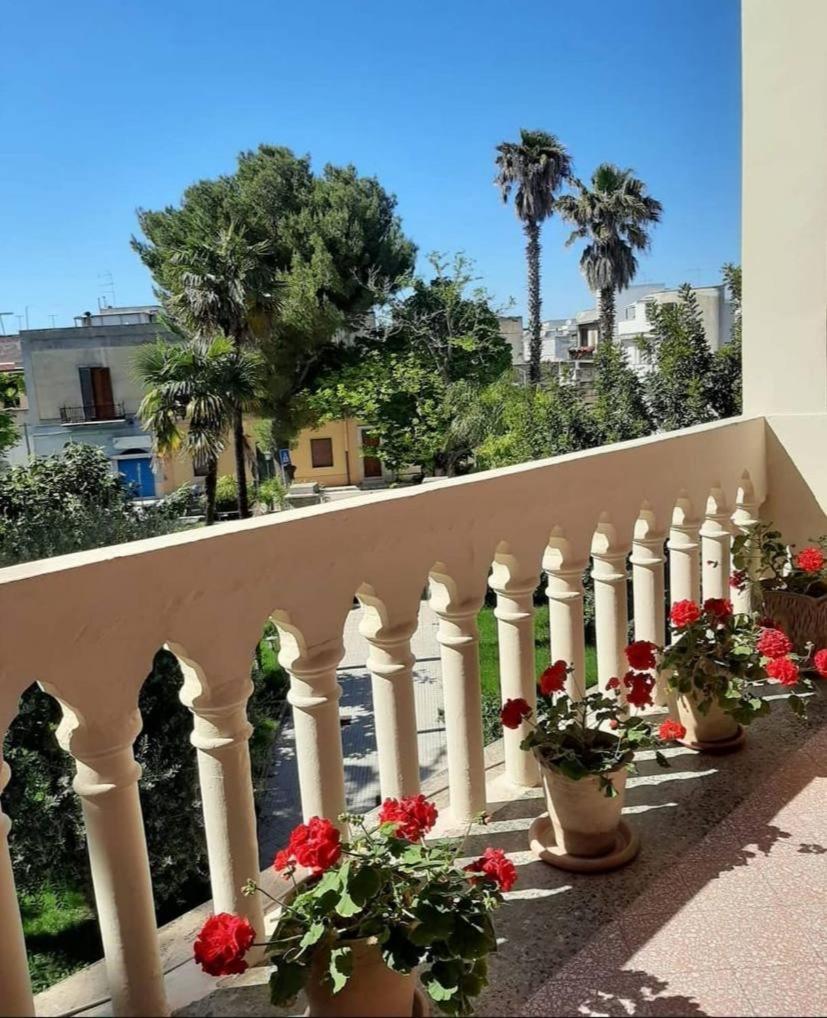 Villa Appia Luxury Suites - Housity
