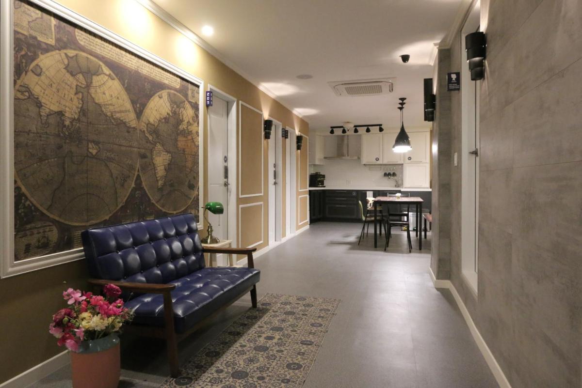 Blueboat Hostel Gyeongju - Housity