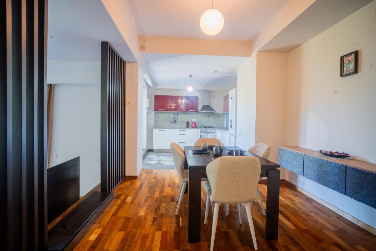 Suitetrails - With a view Residence 2 - Two Bedroom Deluxe Apartament with Terrace and City View