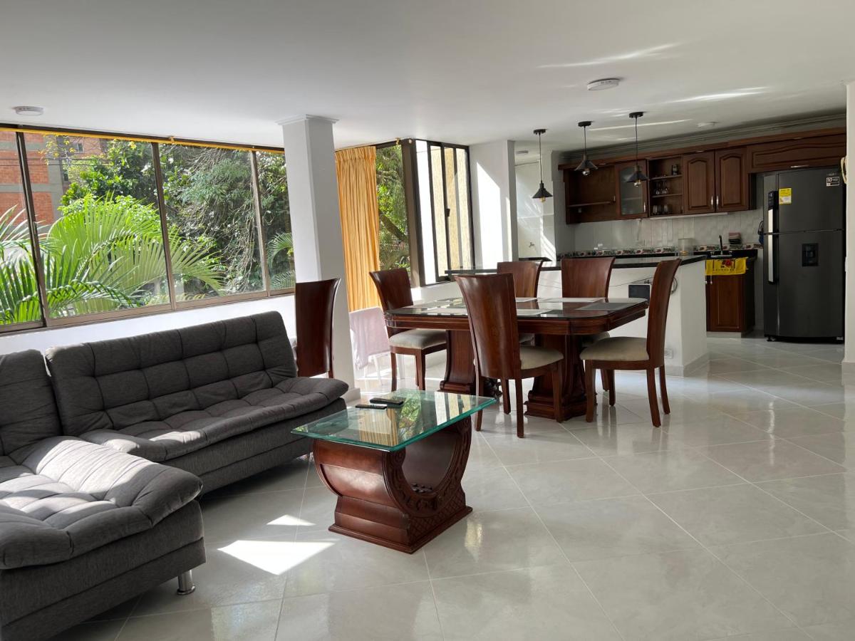 Lovely apartment in the best zone of Medellin - Housity