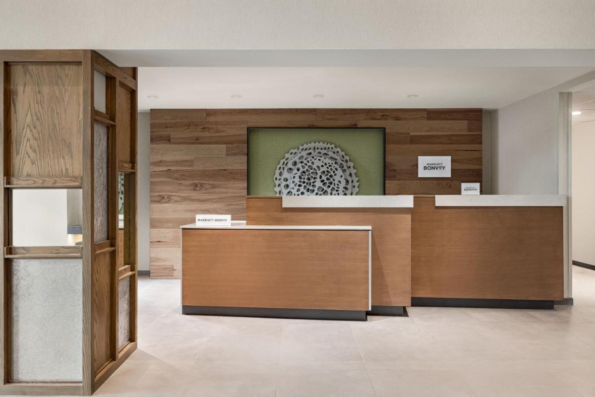 Fairfield by Marriott Inn & Suites Madison South - Housity