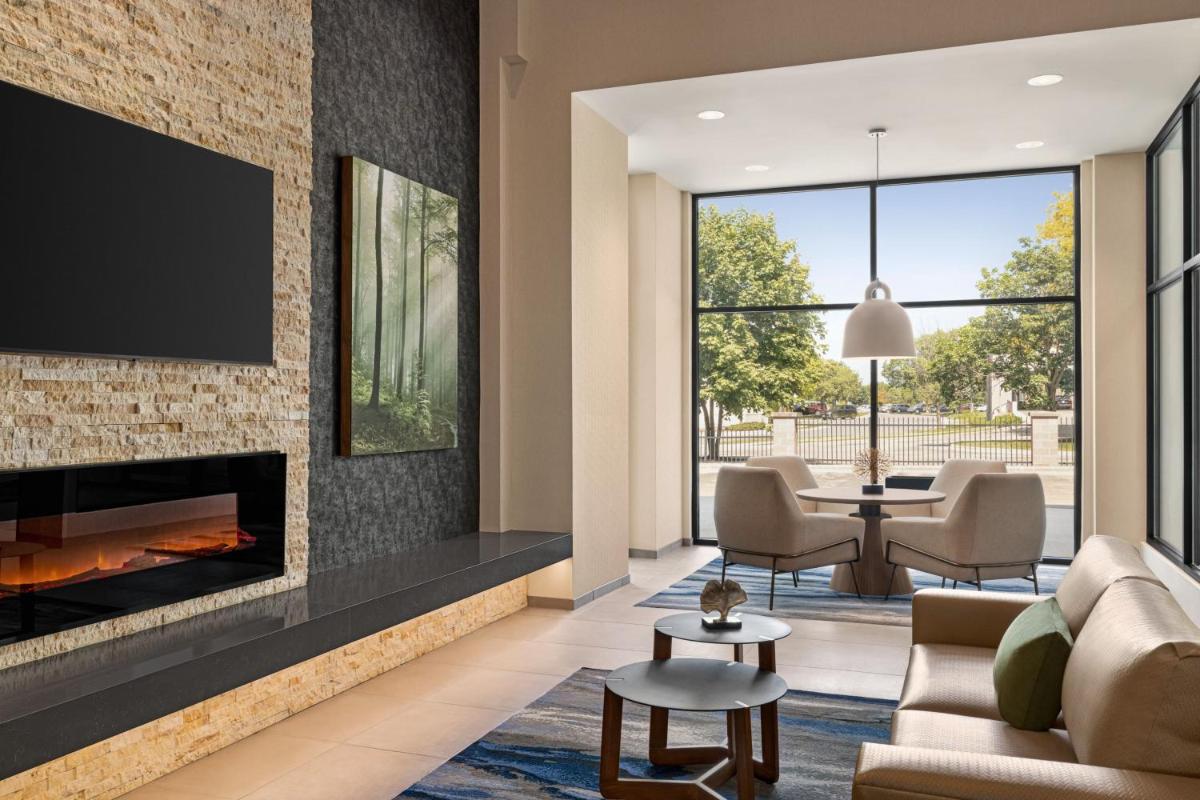 Fairfield by Marriott Inn & Suites Madison South - Housity
