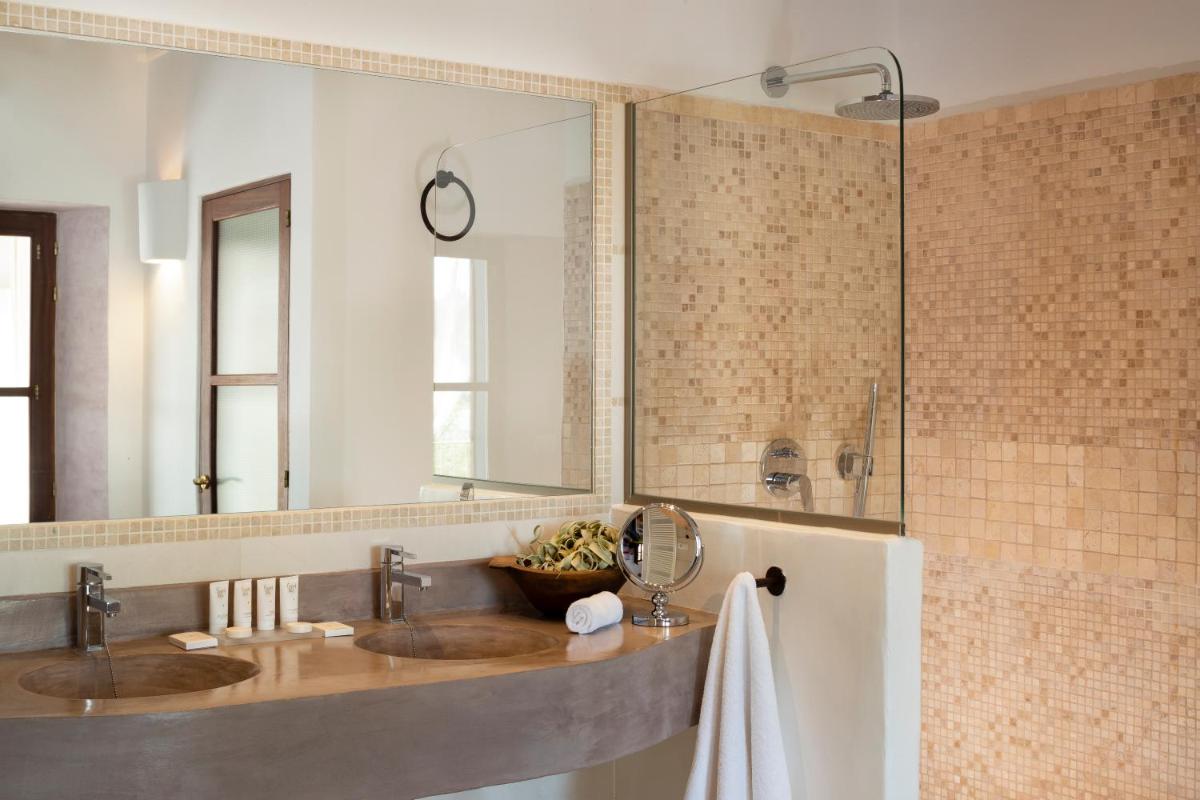Un baño de Ca Na Xica - Hotel & Spa