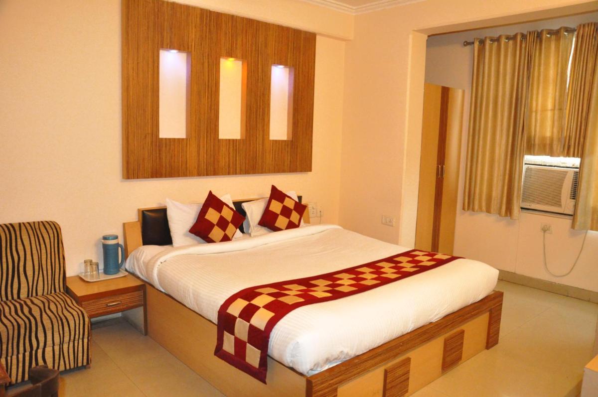 Hotel Muskan Palace - Housity