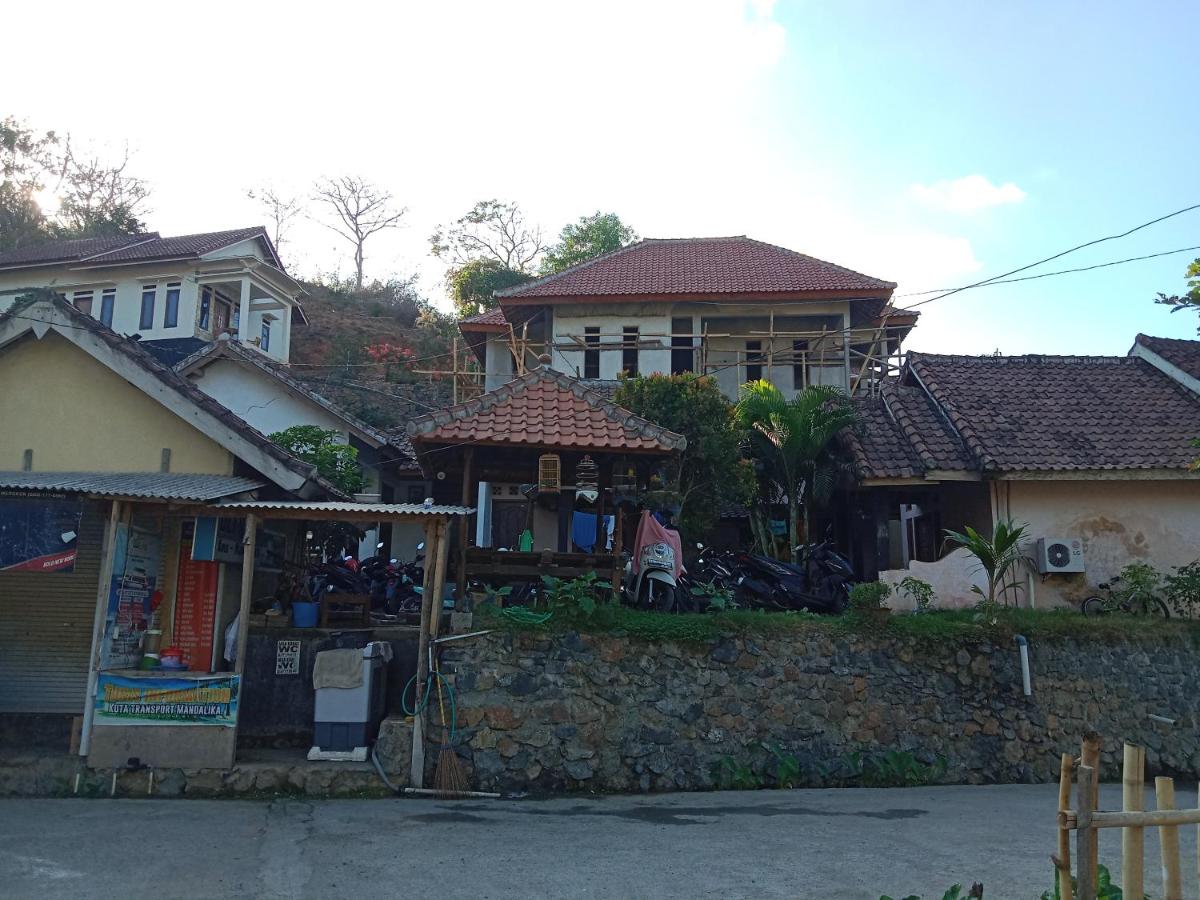 Gani Homestay - Housity