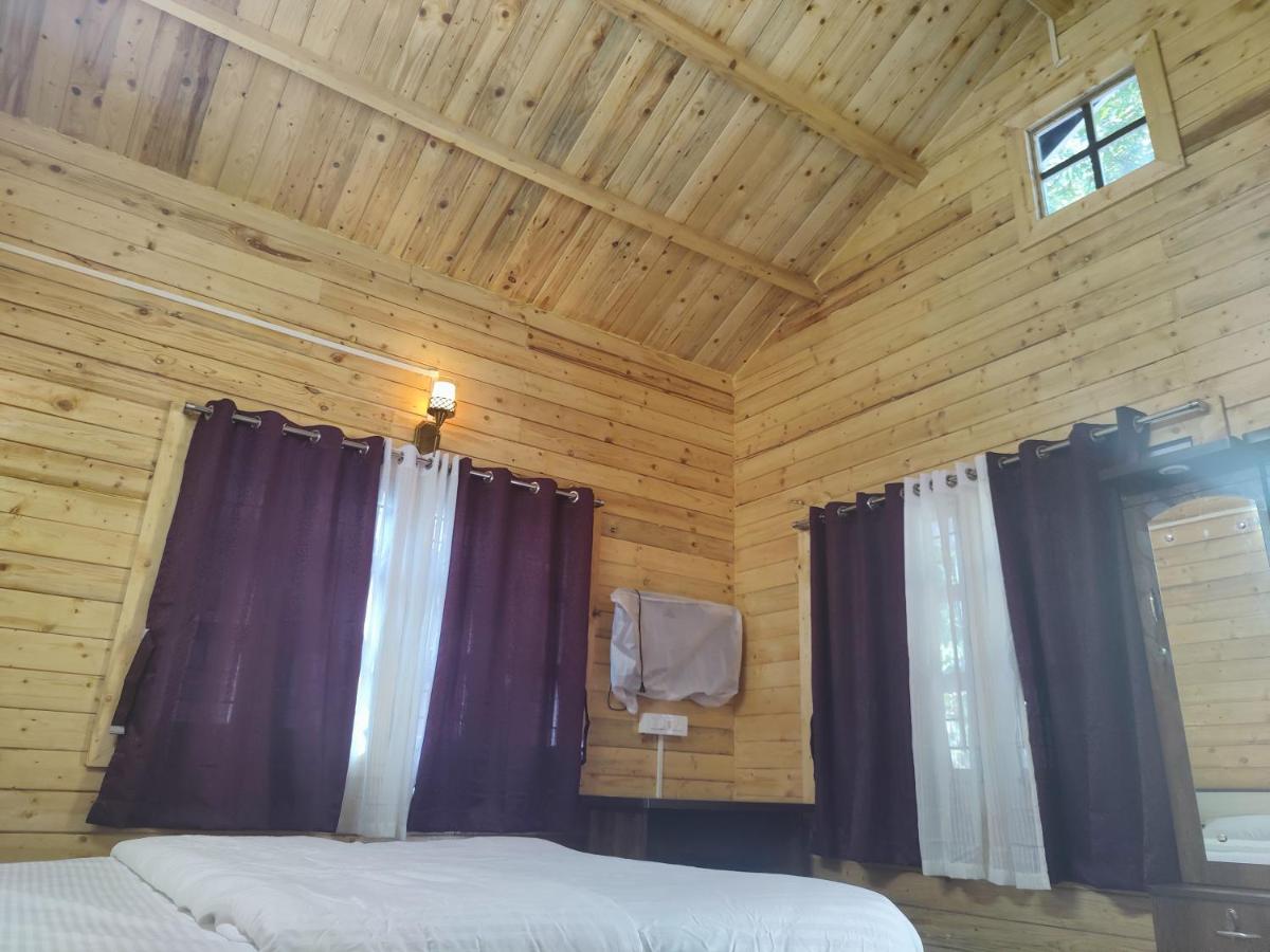 Kalarava Forest in - Housity
