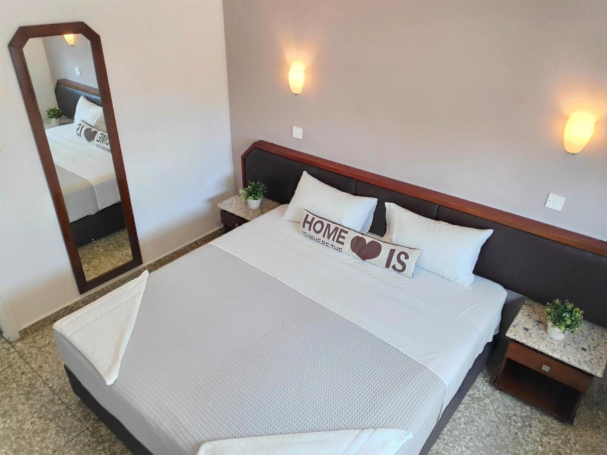 Napa City Apartments - Housity