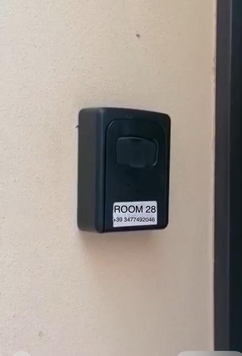 Room 28 - Housity