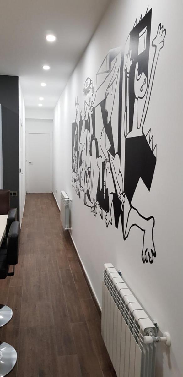 PICASSO CALLAO WiFi FREE - TEMPORADA RENTAL Workers y Est - Housity