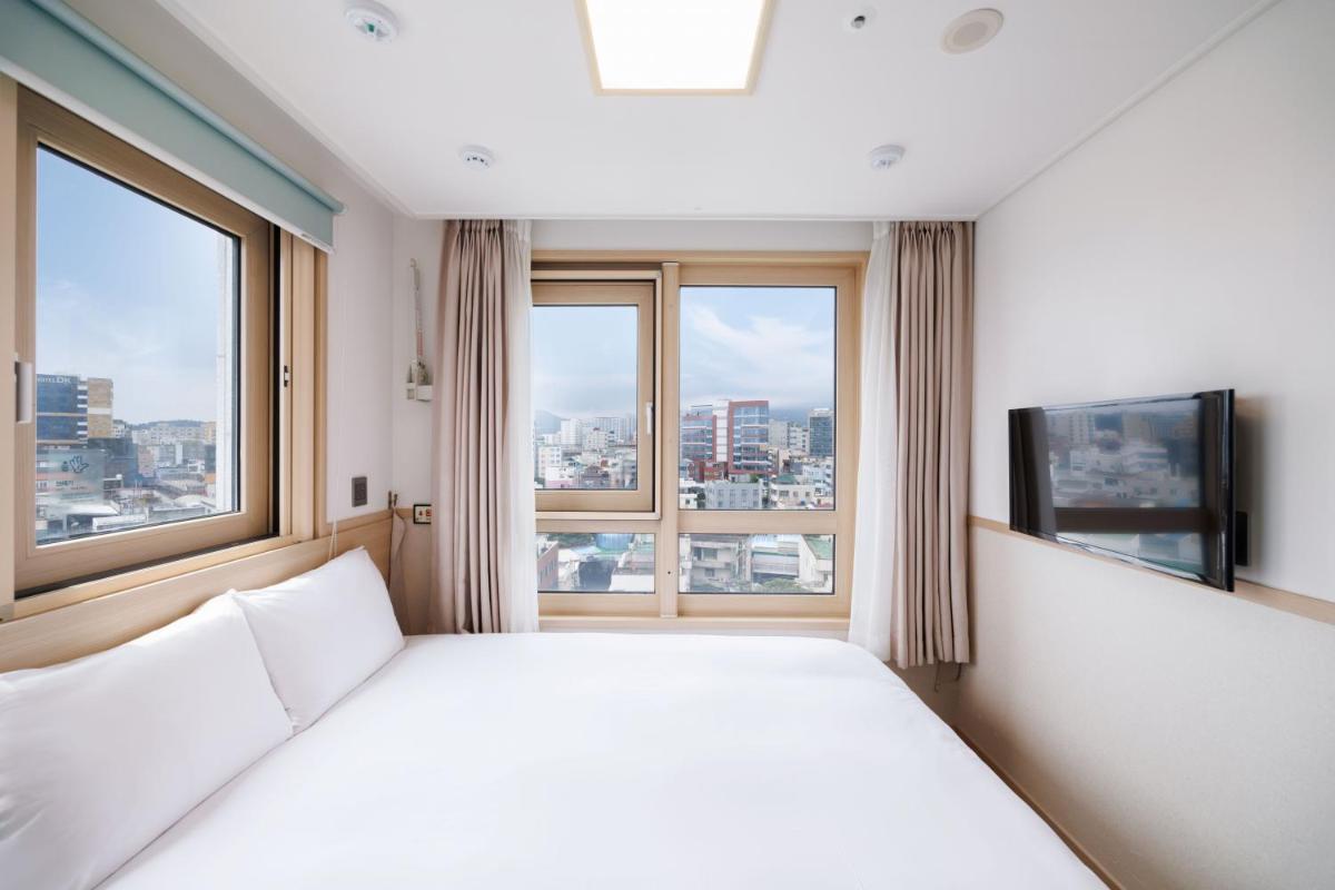 Kenny Stay Jeju Seogwipo - Housity