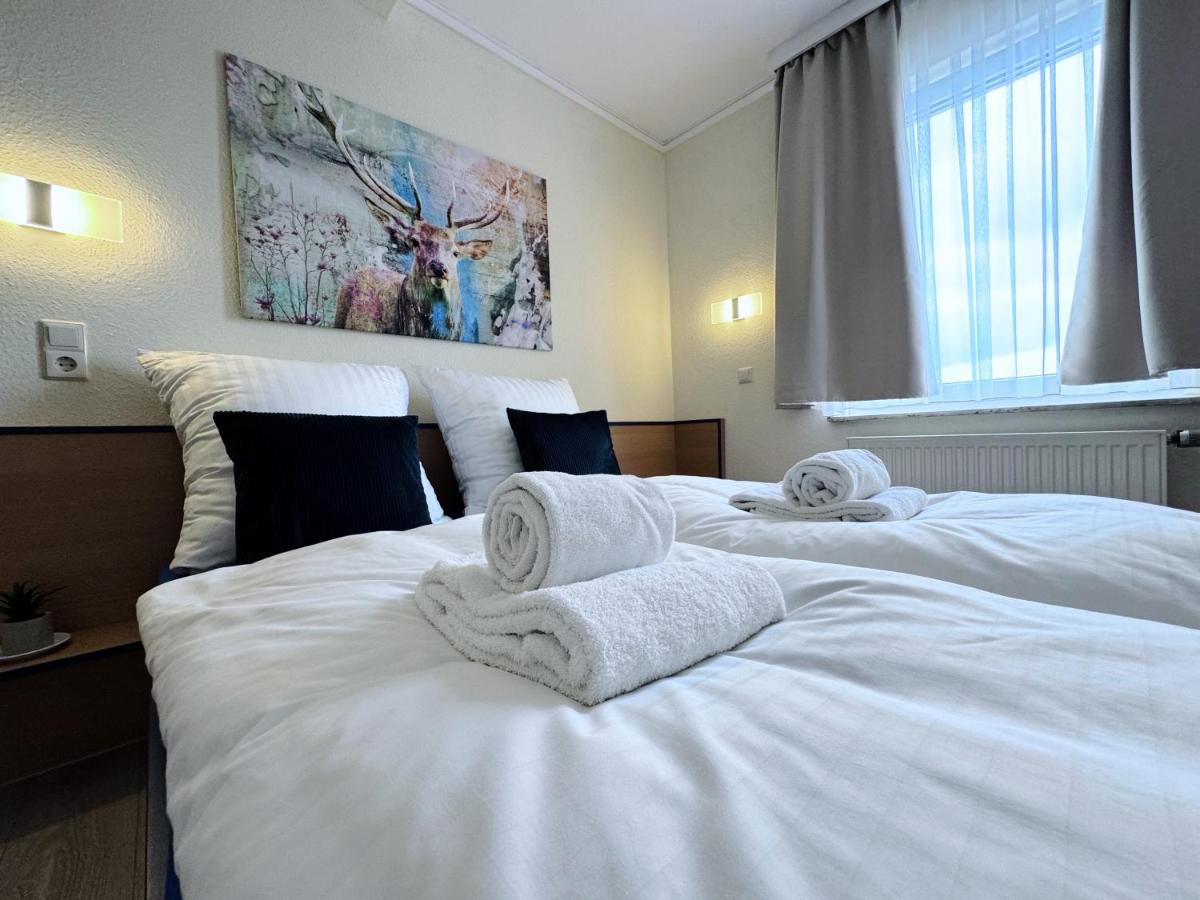 REGIOHOTEL Salzland Schönebeck - #AutobahnA14 #TopPreisLeistung #FreeParking #Wallbox - Housity