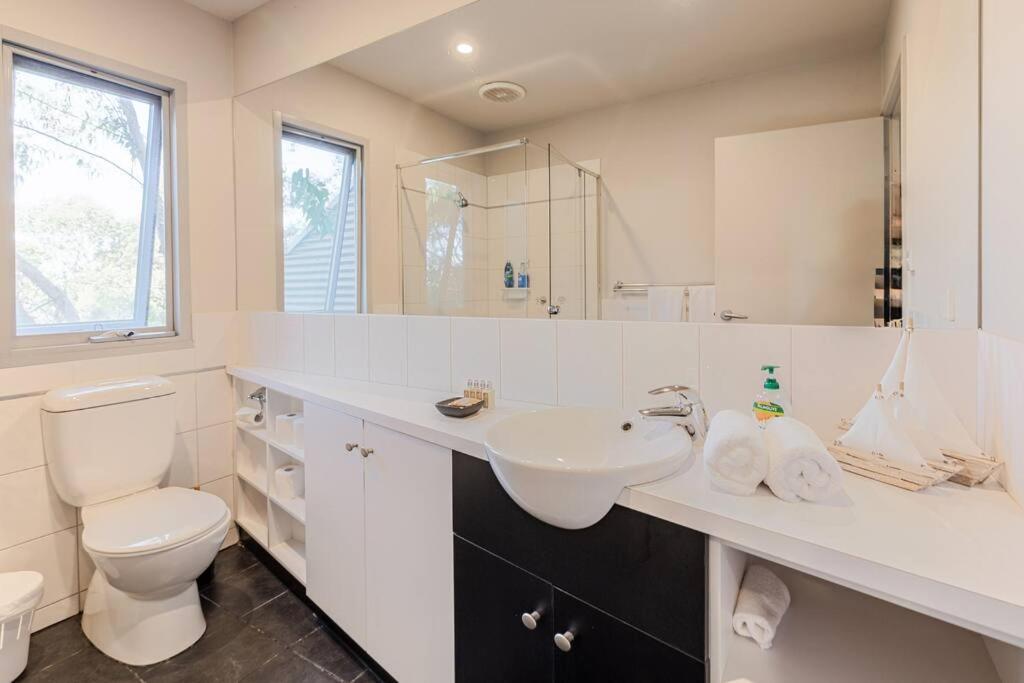 Lorne Luxury - Housity