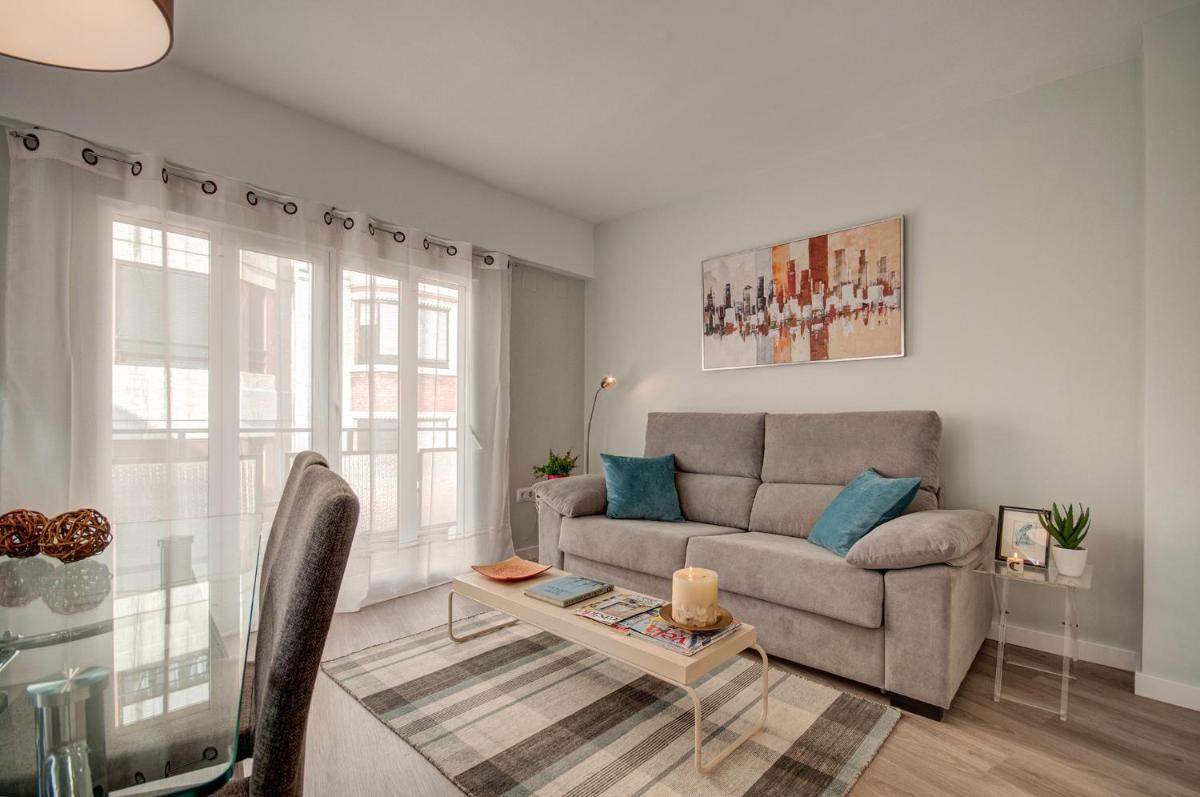 Beds & Breaks Casals - Housity