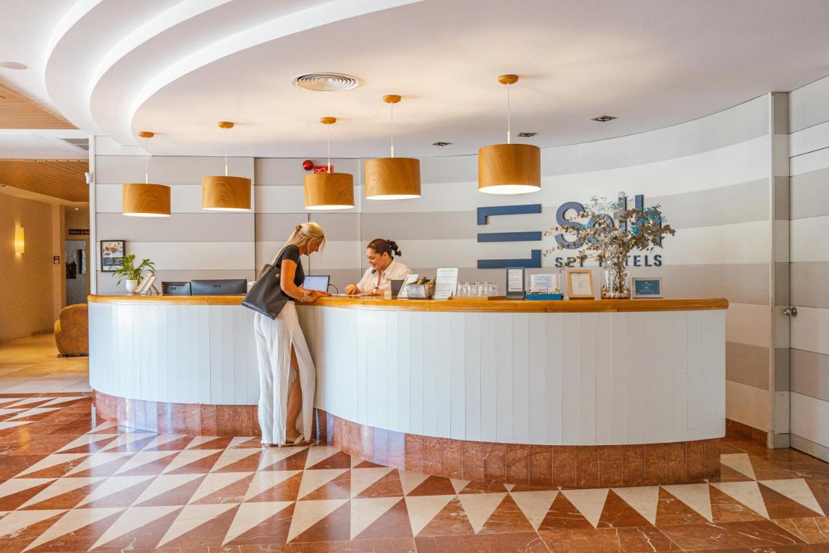Clientes alojados en Seth Santo Tomás