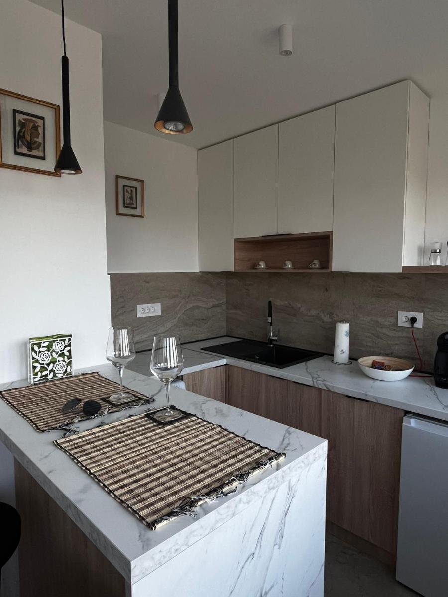Berenji Lux Apartment - Hizvo