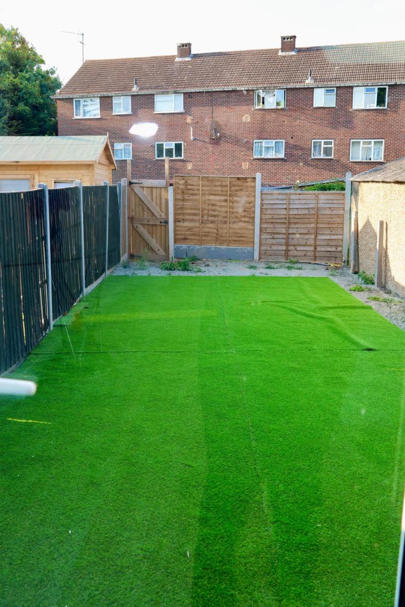 Well furnished 4 bedroom house in Rainham - Housity