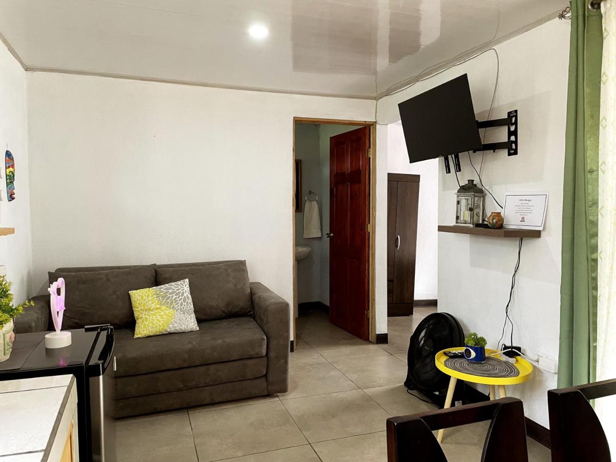 blanc haus - Housity