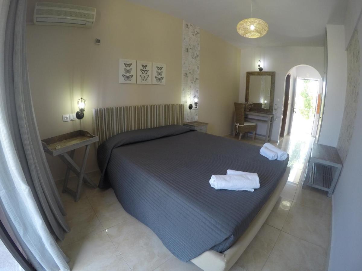 Yianna Studios - Housity