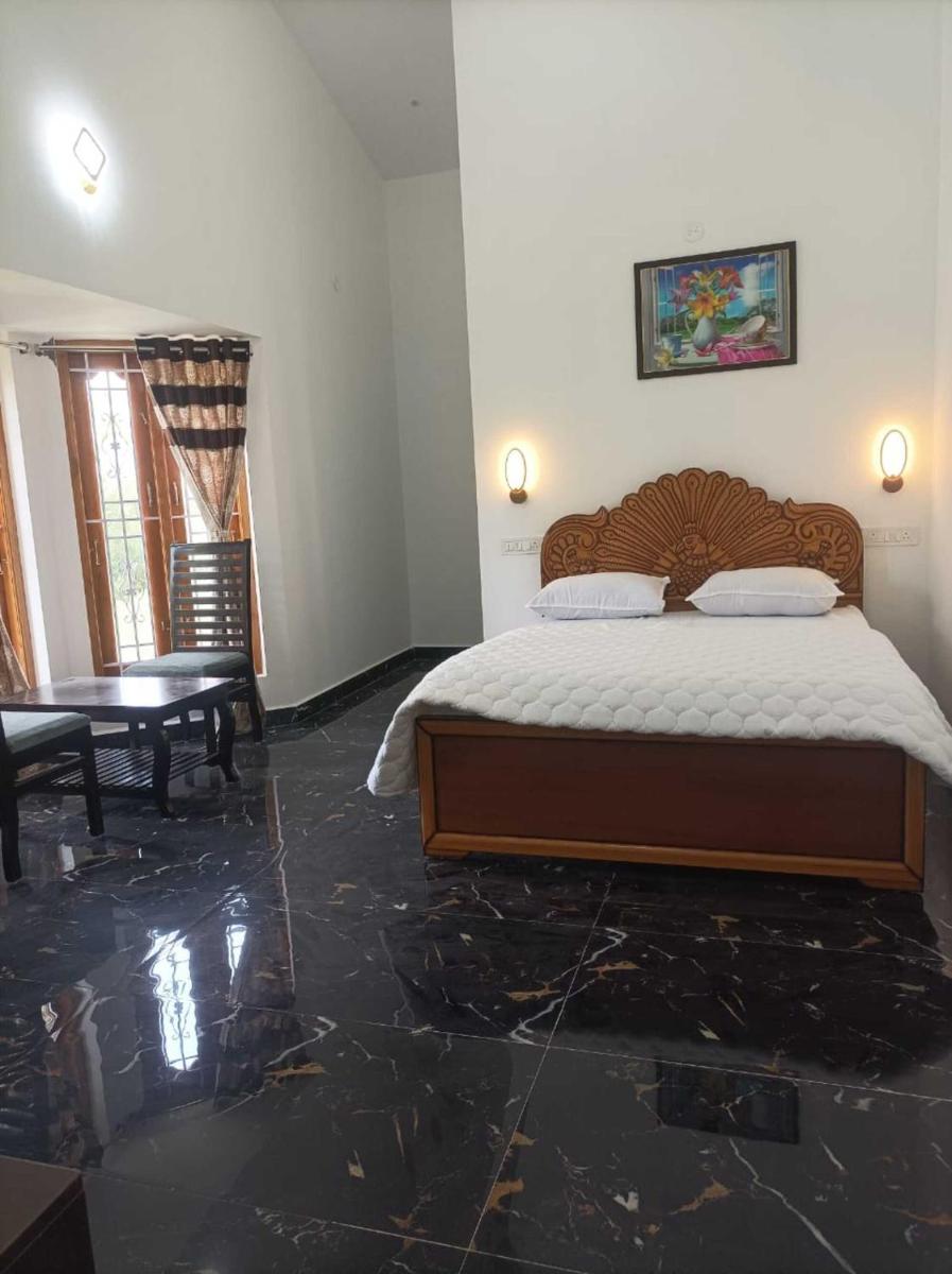 Ecstatic Stay - Beautiful Two Bedroom Cottage, Resort, Villa, HomeStay in Kodaikanal - Housity