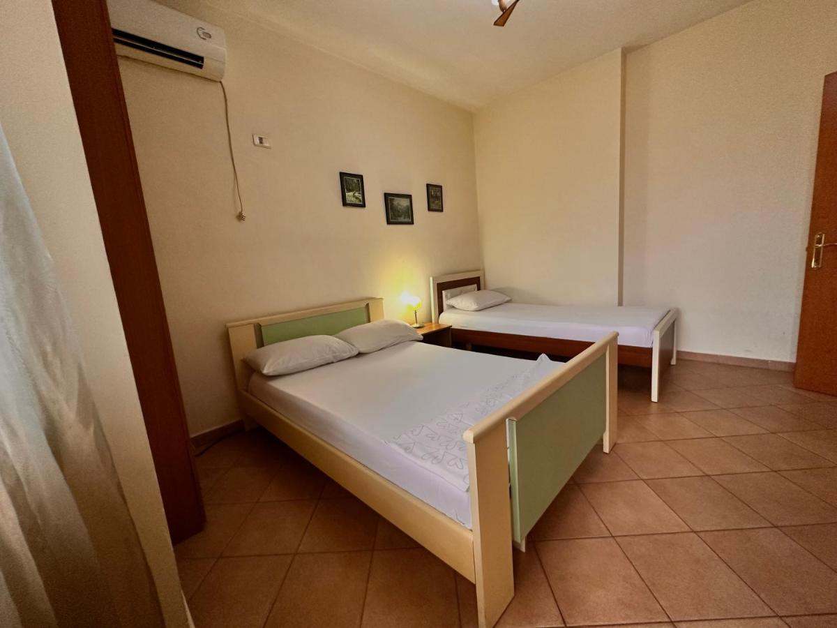 Grande House - Housity