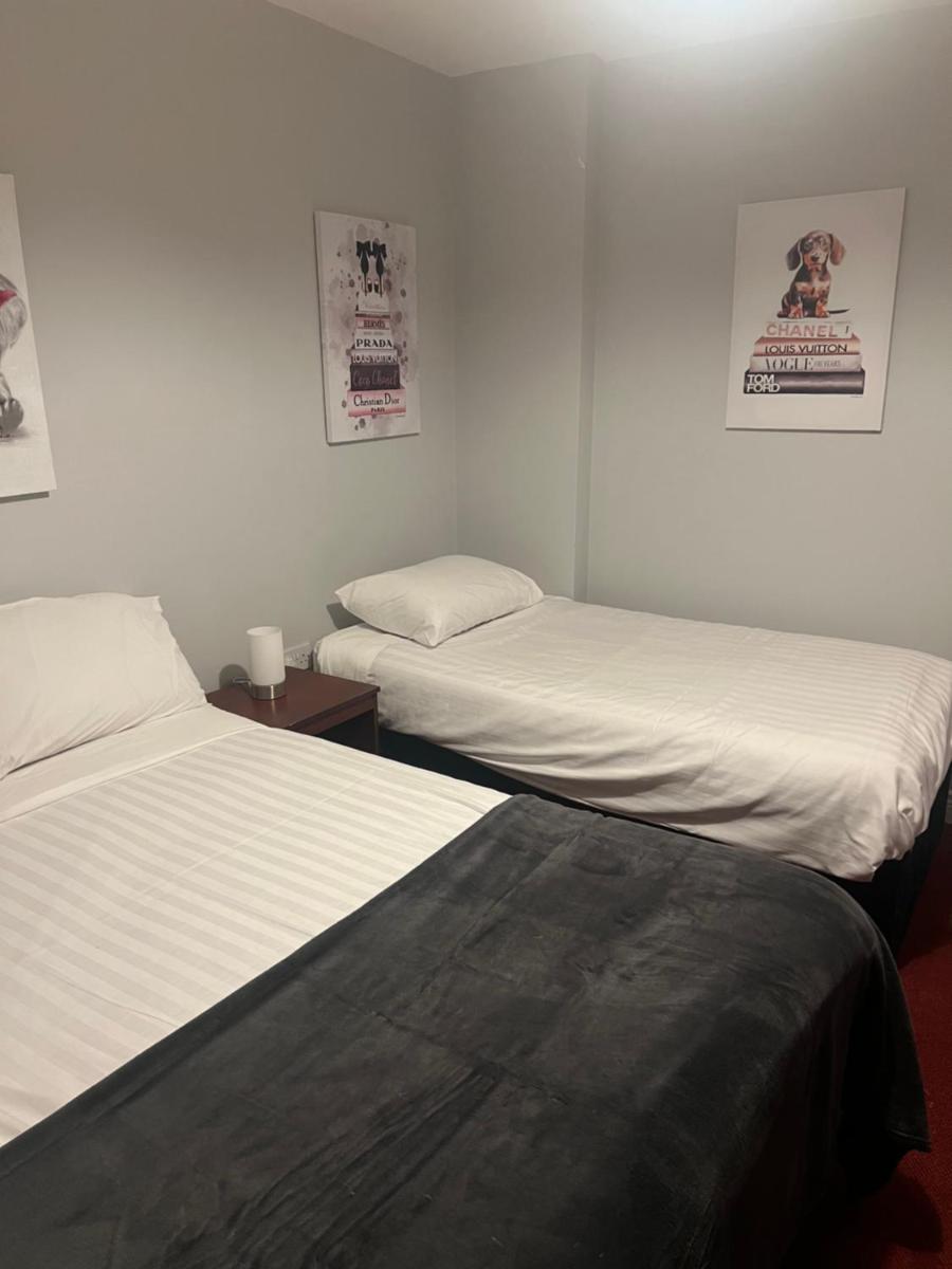 Town Clock Guesthouse - Housity