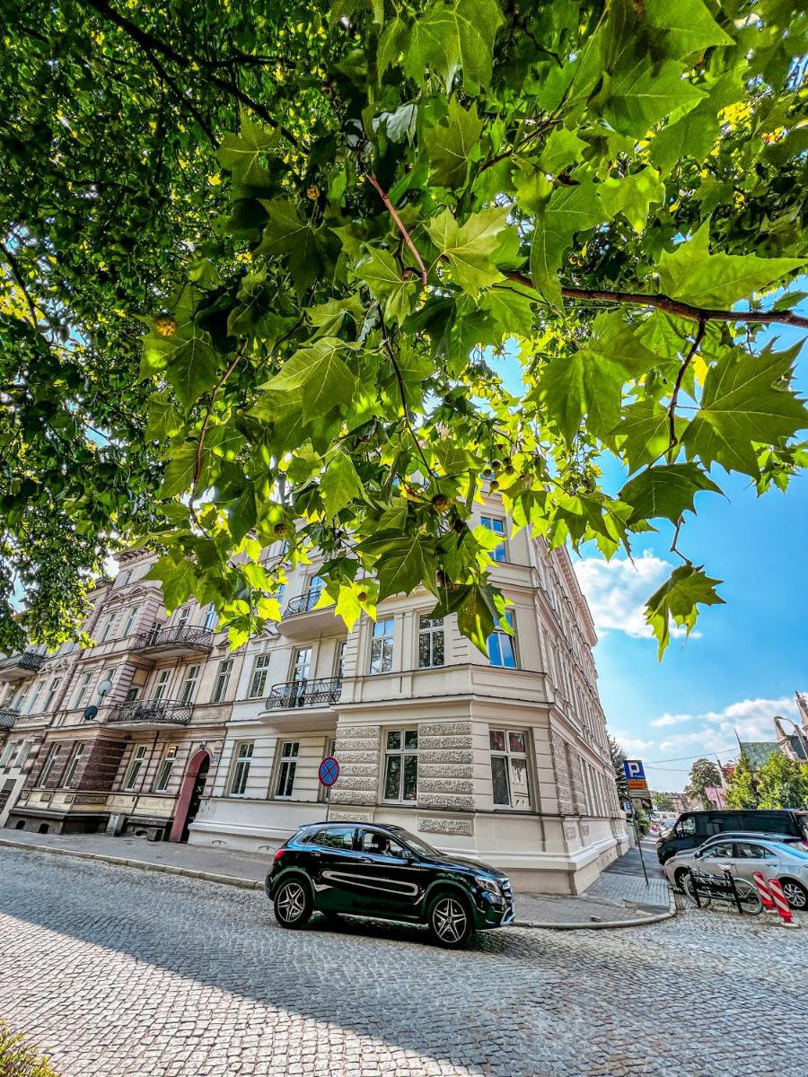 Atelier Hostel - Housity