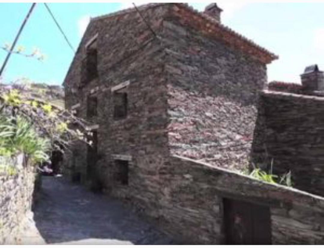 Hotel Rural La Fuente - Housity