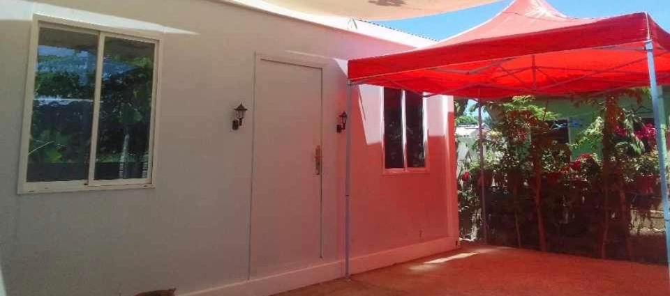 Bay Ellie B and B tiny house - Housity