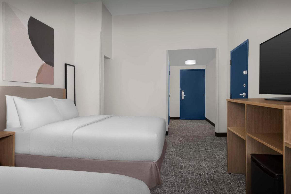 Spark By Hilton San Antonio Airport - Housity