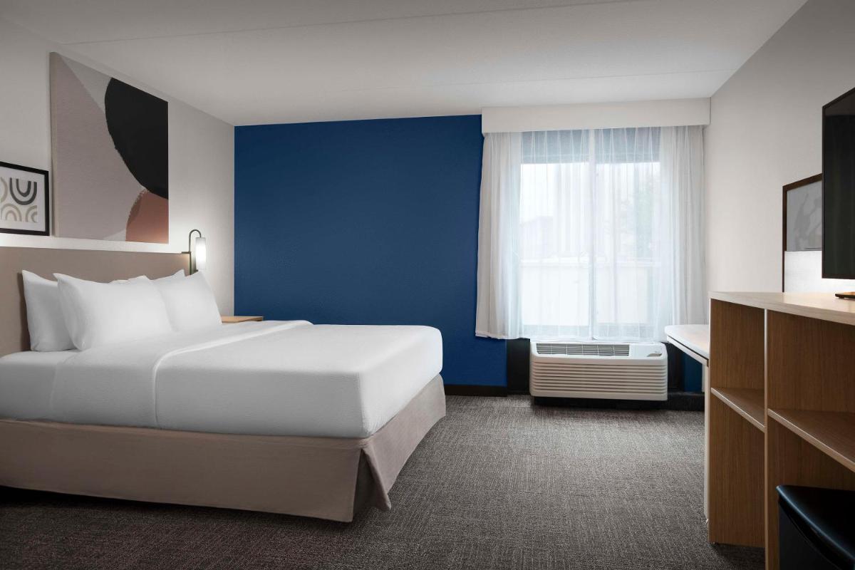 Spark By Hilton San Antonio Airport - Housity
