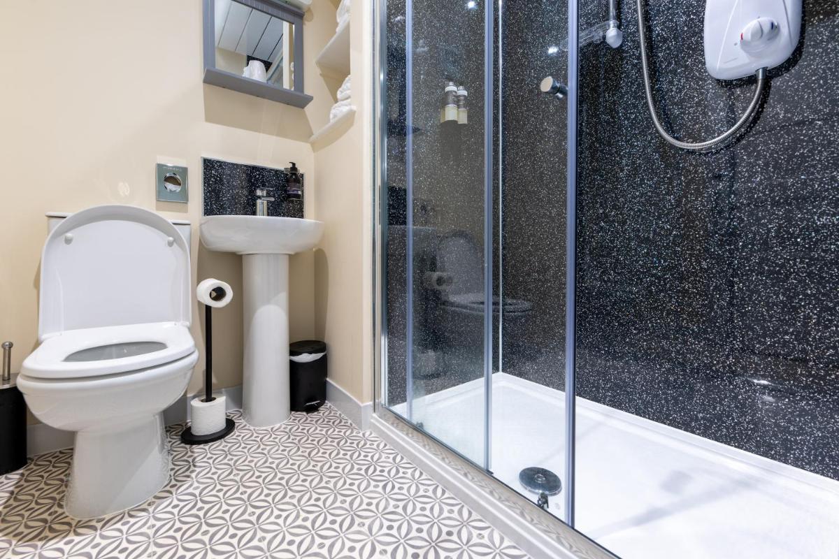 Loch Ness Drumnadrochit Hotel - Housity