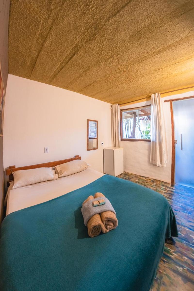 Pousada Flor de Maio - Vila De São Jorge - Housity