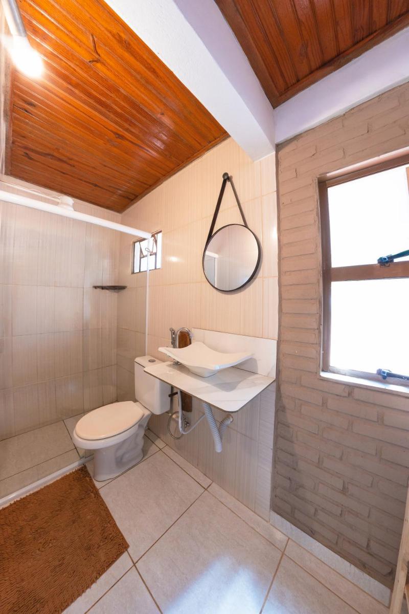 Pousada Flor de Maio - Vila De São Jorge - Housity