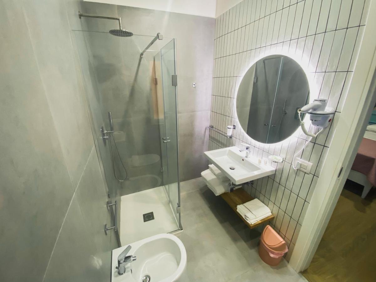 Palazzo Rosso Rooms & Suites - Housity