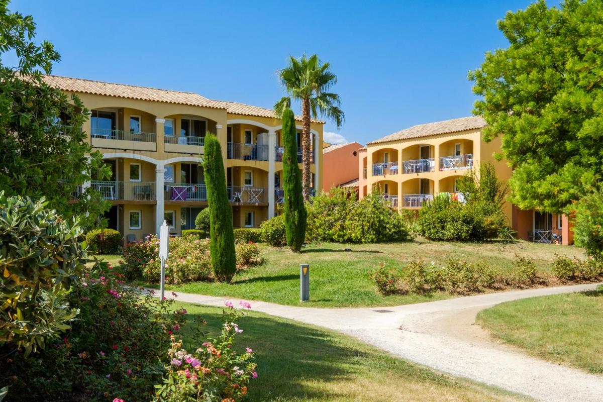 Résidence Pierre & Vacances Les Rives de Cannes Mandelieu - Housity