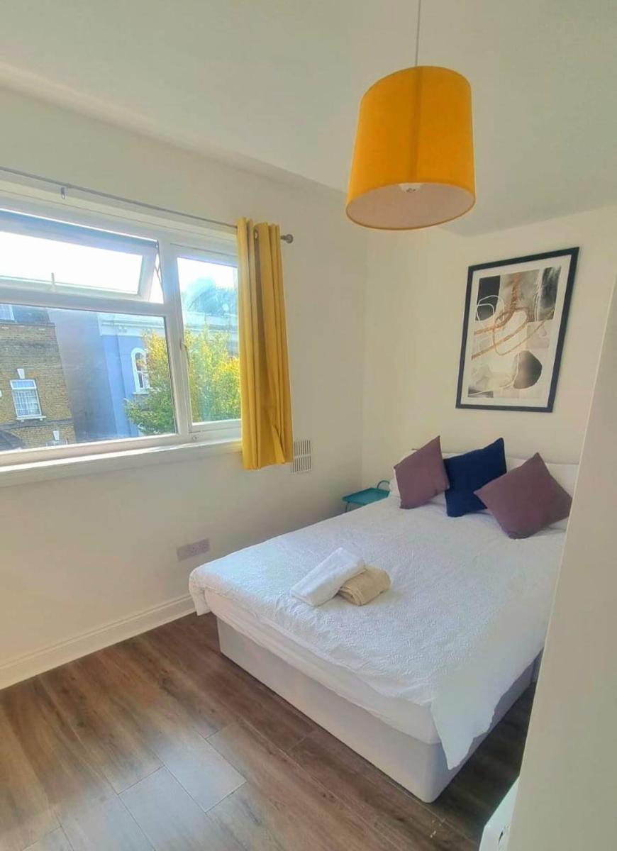 London En-suite Double Rooms - Leytonstone E11 - Housity