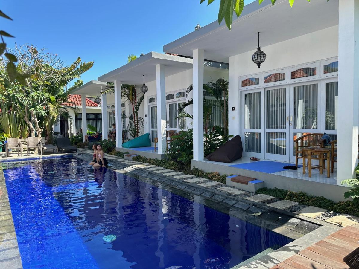 Bali Stuti Jimbaran Inn - Housity