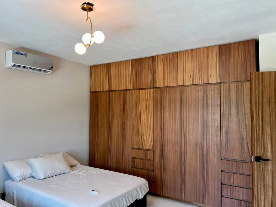 Ejecutiva Frac privado Nueva alberca 50MB Factura - Housity